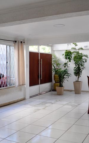 Casa de condomínio à venda com 230m², 3 quartos e 2 vagas Casa de condomínio à venda com 230m², 3 quartos e 2 vagasGaragem