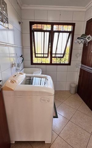 Casa à venda com 159m², 3 quartos e 2 vagas Casa à venda com 159m², 3 quartos e 2 vagasÁrea de Serviço