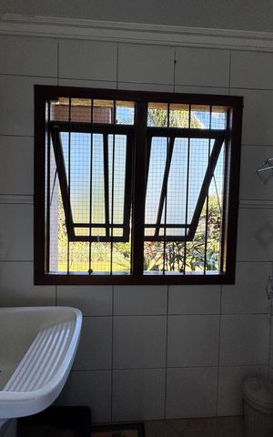 Casa à venda com 159m², 3 quartos e 2 vagas Casa à venda com 159m², 3 quartos e 2 vagasÁrea de Serviço