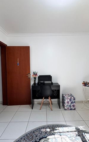 Casa à venda com 159m², 3 quartos e 2 vagas Casa à venda com 159m², 3 quartos e 2 vagasEscritório