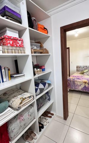 Casa à venda com 159m², 3 quartos e 2 vagas Casa à venda com 159m², 3 quartos e 2 vagasCloset