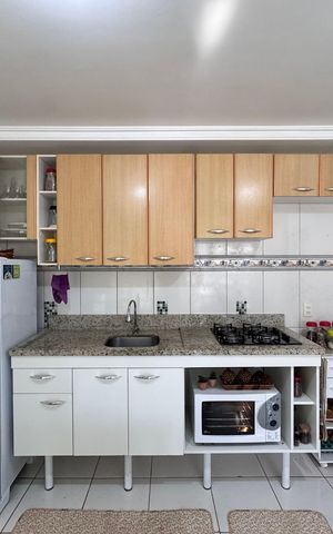 Casa à venda com 159m², 3 quartos e 2 vagas Casa à venda com 159m², 3 quartos e 2 vagasCozinha