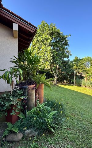 Casa à venda com 159m², 3 quartos e 2 vagas Casa à venda com 159m², 3 quartos e 2 vagasÁrea Externa