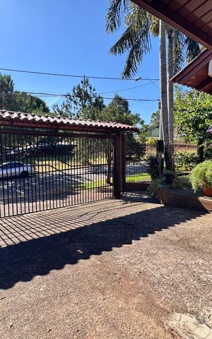 Casa à venda com 159m², 3 quartos e 2 vagas Casa à venda com 159m², 3 quartos e 2 vagasGaragem