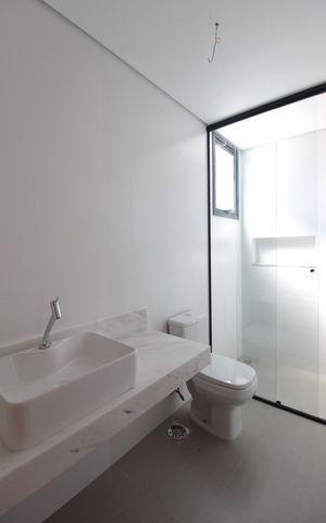 Apartamento à venda com 78m², 3 quartos e 2 vagasBanheiro Social