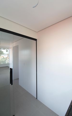 Apartamento à venda com 78m², 3 quartos e 2 vagasCozinha e Área de Serviço