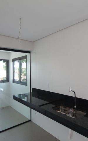 Apartamento à venda com 78m², 3 quartos e 2 vagasCozinha e Área de Serviço
