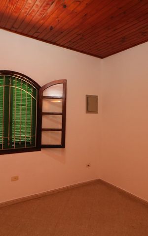 Casa à venda com 225m², 3 quartos e 6 vagasQuarto