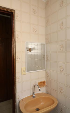 Casa à venda com 225m², 3 quartos e 6 vagasBanheiro da Suíte