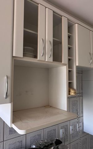 Apartamento para alugar com 96m², 3 quartos e 1 vaga Apartamento para alugar com 96m², 3 quartos e 1 vagaCozinha - Armários