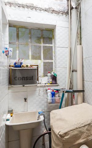 Casa à venda com 60m², 2 quartos e 1 vagaÁrea de Serviço