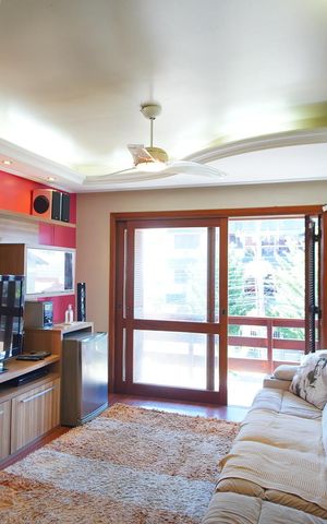 Casa à venda com 313m², 4 quartos e 4 vagasSala de TV