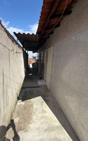 Casa à venda com 66m², 2 quartos e 2 vagas Casa à venda com 66m², 2 quartos e 2 vagasÁrea externa