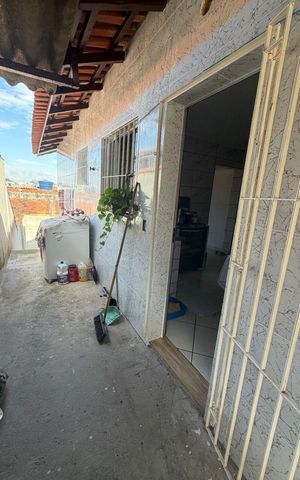 Casa à venda com 66m², 2 quartos e 2 vagas Casa à venda com 66m², 2 quartos e 2 vagasÁrea externa