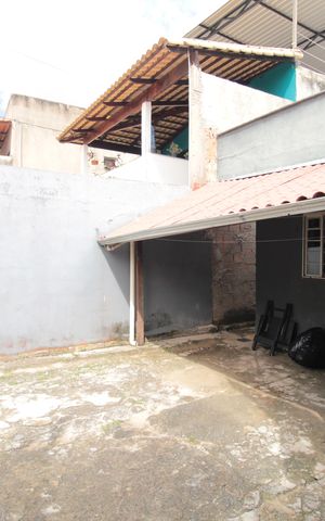 Casa à venda com 95m², 3 quartos e 4 vagasGaragem