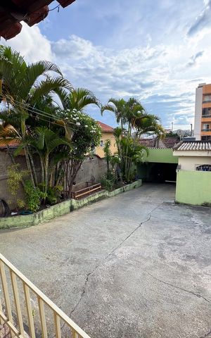 Casa à venda com 280m², 3 quartos e 6 vagas Casa à venda com 280m², 3 quartos e 6 vagasVaranda da Sala