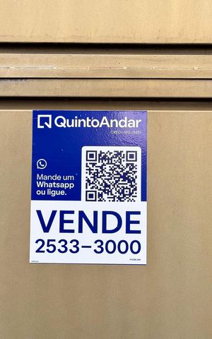 Casa à venda com 280m², 3 quartos e 6 vagas Casa à venda com 280m², 3 quartos e 6 vagasplaquinha instalada
