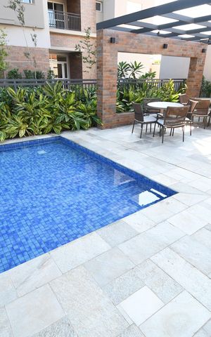 Apartamento à venda com 58m², 2 quartos e 2 vagasÁrea comum - Piscina