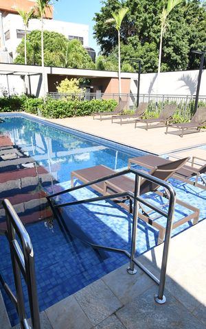 Apartamento à venda com 58m², 2 quartos e 2 vagasÁrea comum - Piscina