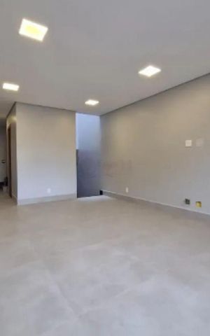 Casa à venda com 177m², 3 quartos e 4 vagas