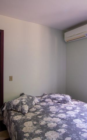 Casa de condomínio à venda com 480m², 5 quartos e 2 vagas Casa de condomínio à venda com 480m², 5 quartos e 2 vagasQuarto 2