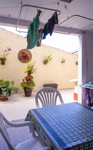 Casa de condomínio à venda com 480m², 5 quartos e 2 vagas Casa de condomínio à venda com 480m², 5 quartos e 2 vagasÁrea de Serviço