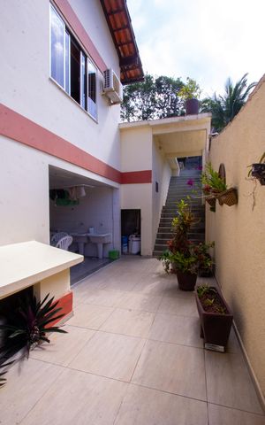 Casa de condomínio à venda com 480m², 5 quartos e 2 vagas Casa de condomínio à venda com 480m², 5 quartos e 2 vagasQuintal