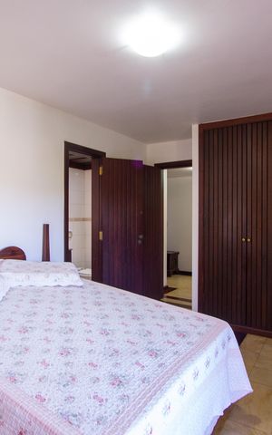 Casa de condomínio à venda com 480m², 5 quartos e 2 vagas Casa de condomínio à venda com 480m², 5 quartos e 2 vagasSuíte 1