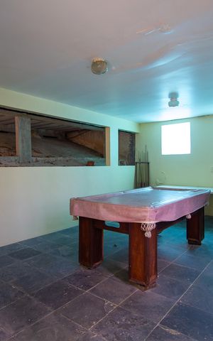 Casa de condomínio à venda com 480m², 5 quartos e 2 vagas Casa de condomínio à venda com 480m², 5 quartos e 2 vagasSala de Jogos