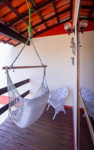 Casa de condomínio à venda com 480m², 5 quartos e 2 vagas Casa de condomínio à venda com 480m², 5 quartos e 2 vagasVaranda da Suíte 2