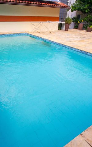 Casa de condomínio à venda com 480m², 5 quartos e 2 vagas Casa de condomínio à venda com 480m², 5 quartos e 2 vagasPiscina