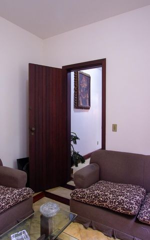Casa de condomínio à venda com 480m², 5 quartos e 2 vagas Casa de condomínio à venda com 480m², 5 quartos e 2 vagasQuarto 1