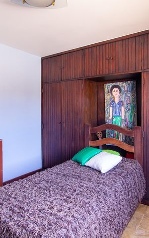 Casa de condomínio à venda com 480m², 5 quartos e 2 vagas Casa de condomínio à venda com 480m², 5 quartos e 2 vagasQuarto 3