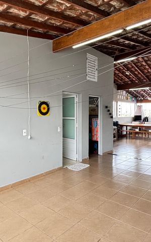 Apartamento à venda com 263m², 2 quartos e 2 vagas Apartamento à venda com 263m², 2 quartos e 2 vagasCobertura