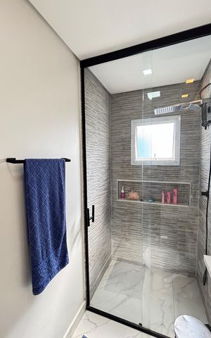 Apartamento à venda com 263m², 2 quartos e 2 vagas Apartamento à venda com 263m², 2 quartos e 2 vagasBanheiro