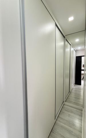 Apartamento à venda com 263m², 2 quartos e 2 vagas Apartamento à venda com 263m², 2 quartos e 2 vagasSuite closet