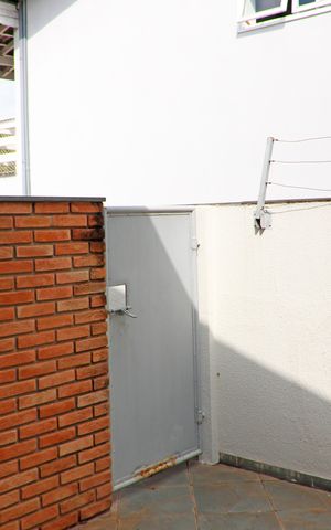 Casa de condomínio para alugar com 399m², 4 quartos e 4 vagasÁrea de Serviço
