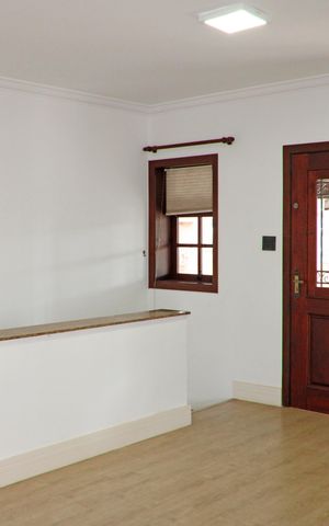 Casa de condomínio para alugar com 399m², 4 quartos e 4 vagasSala