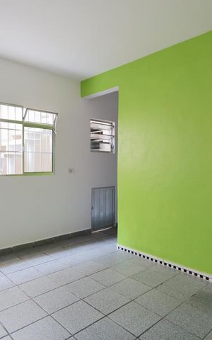 Casa para alugar com 60m², 2 quartos e sem vagaSala