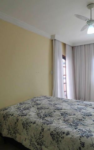 Casa à venda com 240m², 4 quartos e 2 vagas Casa à venda com 240m², 4 quartos e 2 vagasSuite