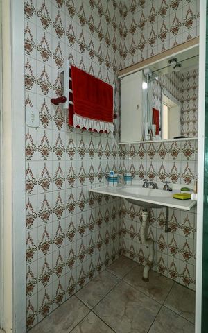 Casa à venda com 150m², 3 quartos e 3 vagasBanheiro Social