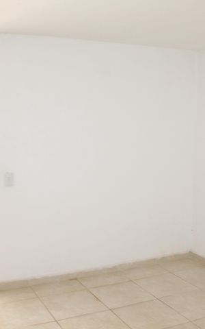 Casa para alugar com 39m², 1 quarto e sem vagaSala