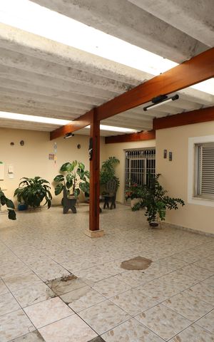 Casa à venda com 480m², 3 quartos e 3 vagasGaragem