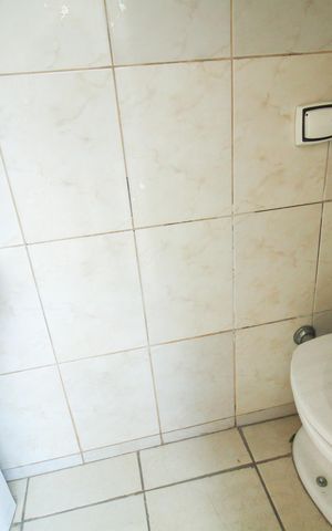 Casa à venda com 225m², 5 quartos e 3 vagasBanheiro de Serviço