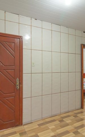Casa à venda com 131m², 2 quartos e 3 vagas Casa à venda com 131m², 2 quartos e 3 vagasSala