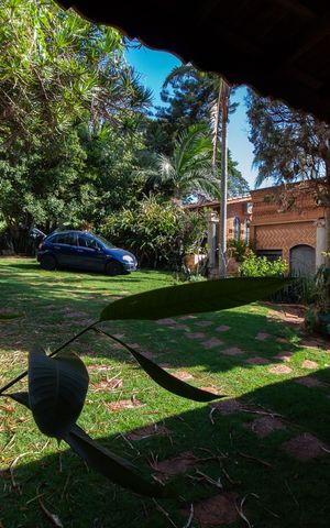 Casa à venda com 100m², 2 quartos e 2 vagas Casa à venda com 100m², 2 quartos e 2 vagasÁrea Externa