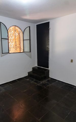 Casa à venda com 100m², 2 quartos e 2 vagas Casa à venda com 100m², 2 quartos e 2 vagasQuarto 1