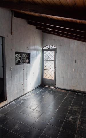 Casa à venda com 100m², 2 quartos e 2 vagas Casa à venda com 100m², 2 quartos e 2 vagasCozinha