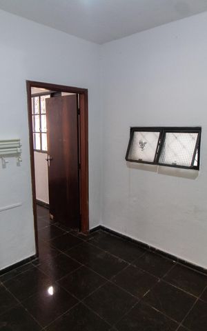 Casa à venda com 100m², 2 quartos e 2 vagas Casa à venda com 100m², 2 quartos e 2 vagasCopa