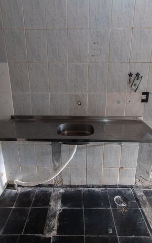 Casa à venda com 100m², 2 quartos e 2 vagas Casa à venda com 100m², 2 quartos e 2 vagasCozinha